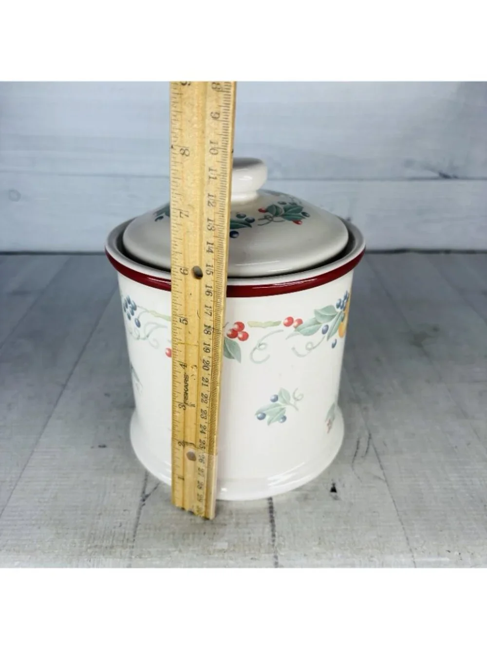 Jay Imports Corelle Coordinates ABUNDANCE Fruit Stoneware Large Lid Canister Jar